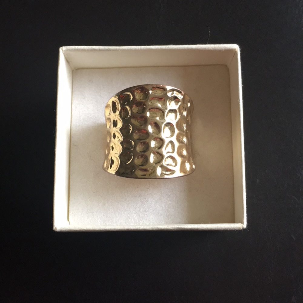 Gold ring